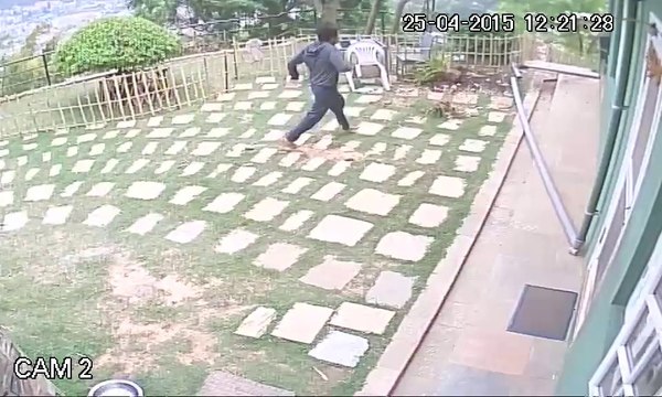 CCTV Exclusive footage of Earthquake in Nepal,नेपाल में भूकंप की सीसीटीवी फुटेज,نیپال میں زلزلے کی سی سی ٹی وی فوٹیج