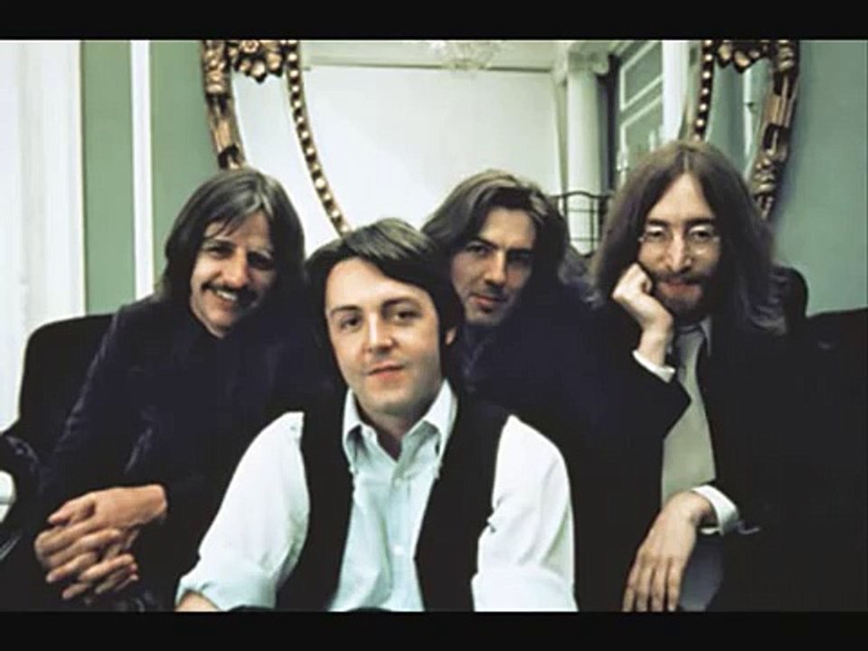 The Beatles- I'm So Tired (Sung by Paul McCartney)