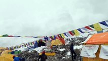 Everest Basecamp Hit by Avalanche after massive earthquake in Nepal - 25.04.2015