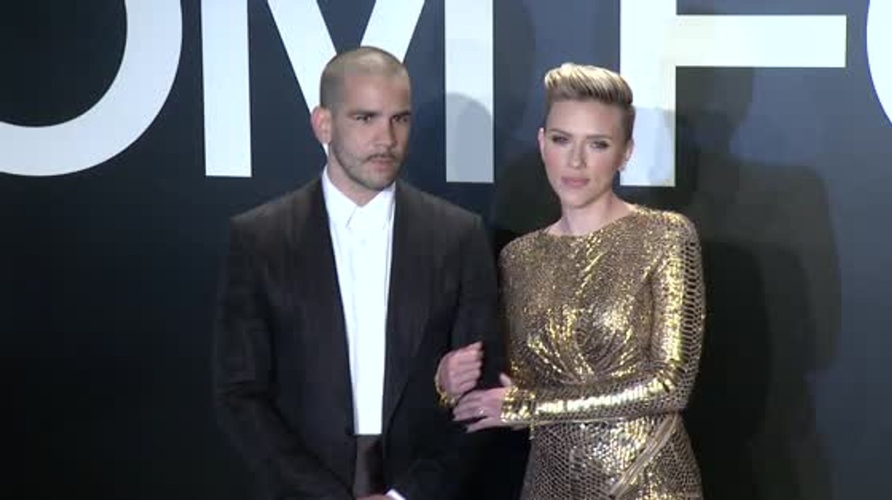 Scarlett Johansson weiß, dass eine Ehe mit Arbeit verbunden ist