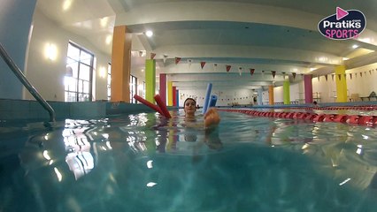 Aquagym : Comment faire des abdominaux dans l'eau