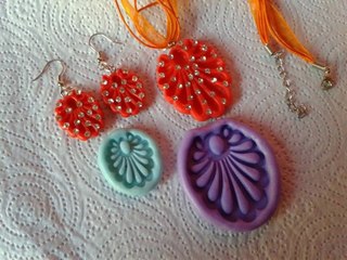 How to make pendant set with molds