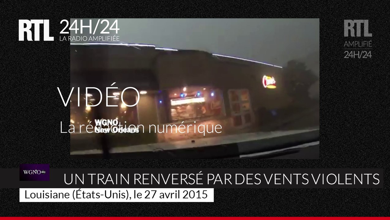 Aux États-Unis, des vents violents font chuter un train d'un pont