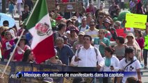 Mexique: manifestation des familles des étudiants disparus