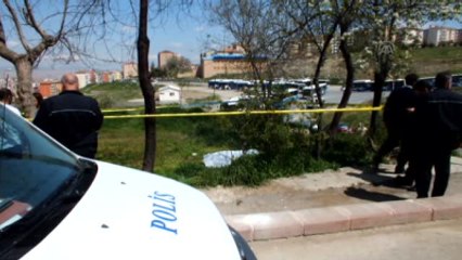 Tartıştığı Eşini Bıçaklayarak Öldürdü