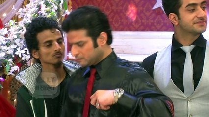 Karan Patel Happy with Reel Wives and Real Wife _ PICS