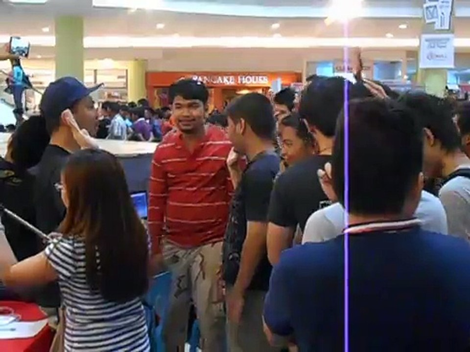 G-Mall Toycon - oathtaking before the video game tournament