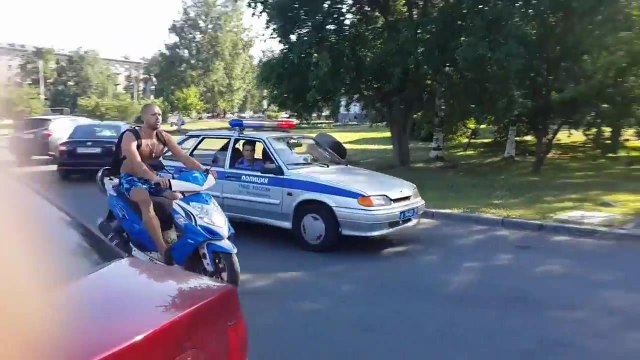 Хруст уходит от погони