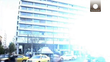 تسيبراس يعيد تشكيل وفد التفاوض مع المقرضين الدوليين