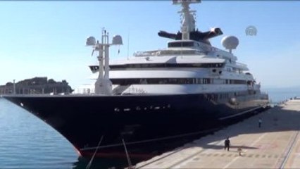 Milyarder İş Adamı Allen'in Yatı Kuşadası'nda