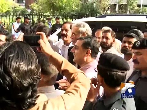 Aid being delivered to rain affected areas of Peshawar: Reham-Geo Reports-27 Apr 2015