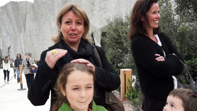 Inauguration de la Caverne de Vallon-Pont-d'Arc : Isabelle, venue de Lyon en famille