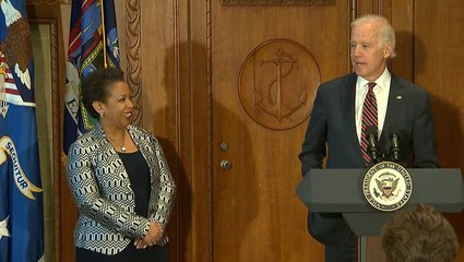 Loretta Lynch Is Sworn In As Attorney General