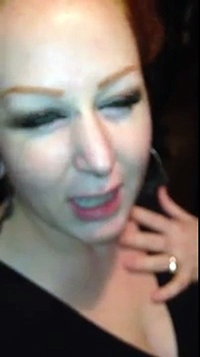 Comedian discovers 2 way mirror