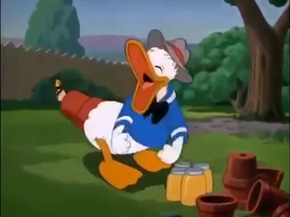 Honey Harvester - Donald Duck Best Cartoon