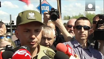 Fermati i motociclisti russi che celebravano la marcia dell'Armata rossa