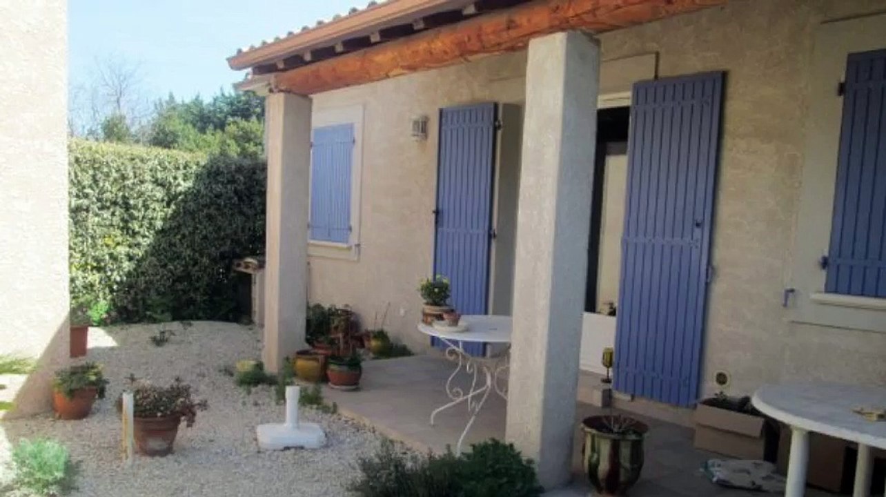 A louer - Maison/villa - St Etienne Du Gres (13103) - 3 pièces - 71m²