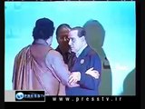 Il baciamano di Berlusconi a Gheddafi - La gaffe _ 27-03-2010.wmv
