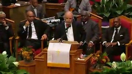 Freddie Gray’s lawyer addresses packed funeral in Baltimore