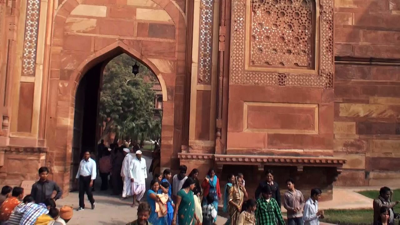 Red Fort, Agra - Ancient Mughal Empire