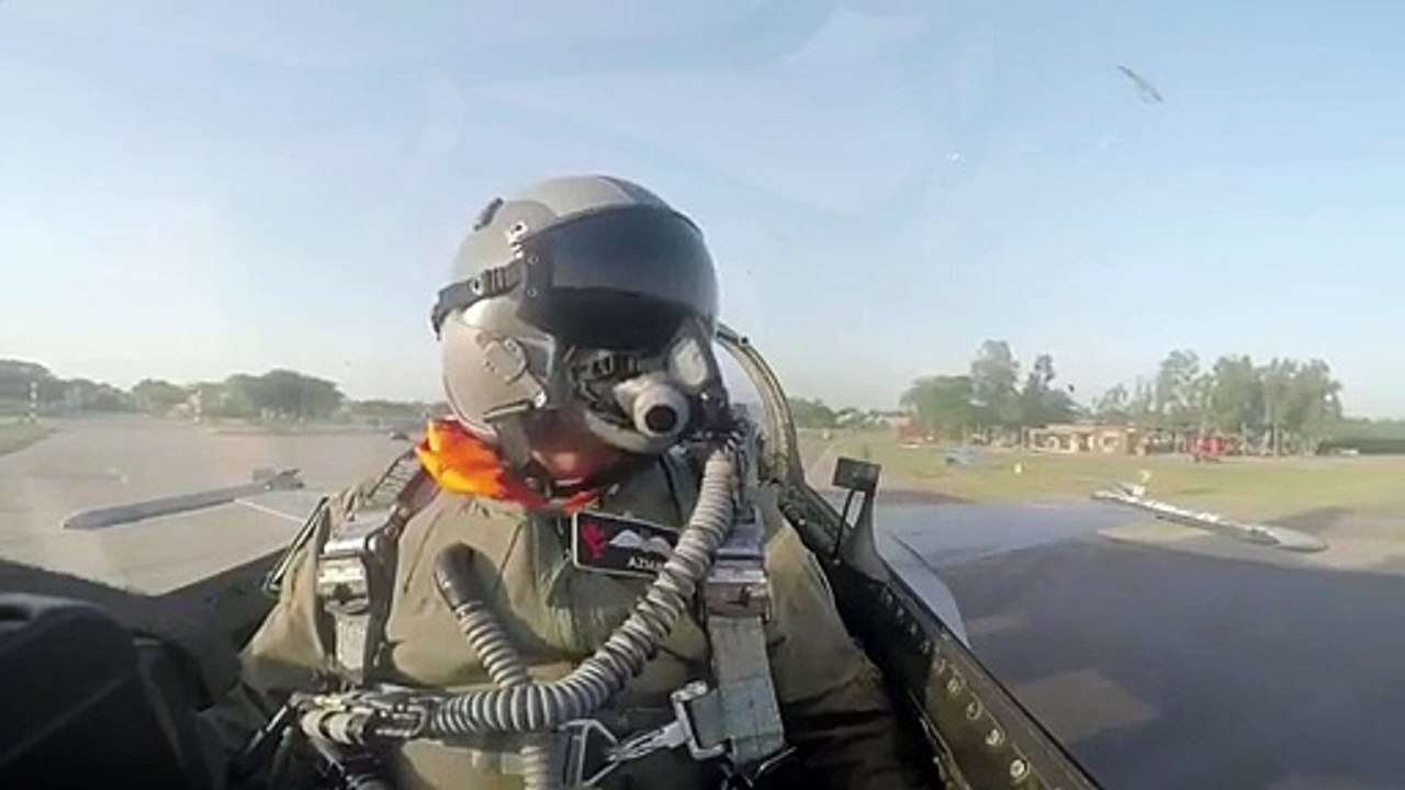 Stunning Aerobatics by Pakistan Air Force, PAF honours its gallant Air Warriors by celebrating Veterans day