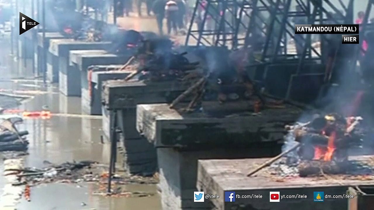 Népal: crémations de masse à Katmandou pour éviter les épidémies