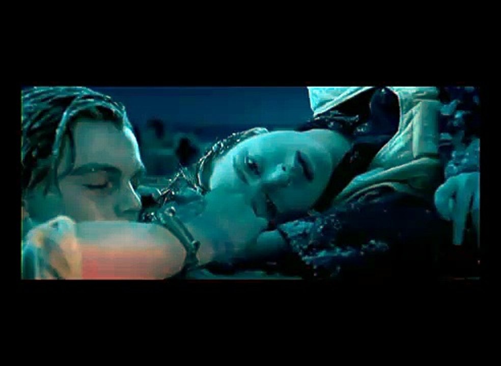 Titanic: Jack dies