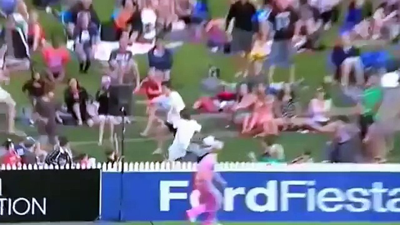 quot UNBELIEVABLE SIX quot  BY B McCullum   A Funny Unexpected Shot in Cricket History
