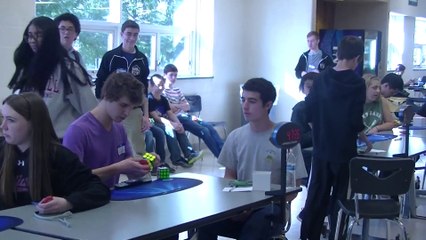 Download Video: Rubik’s Cube Completed In 5.25 Seconds For World Record!