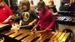 Des collégines reprennent Crazy Train d'Ozzy Osbourne avec des percussions