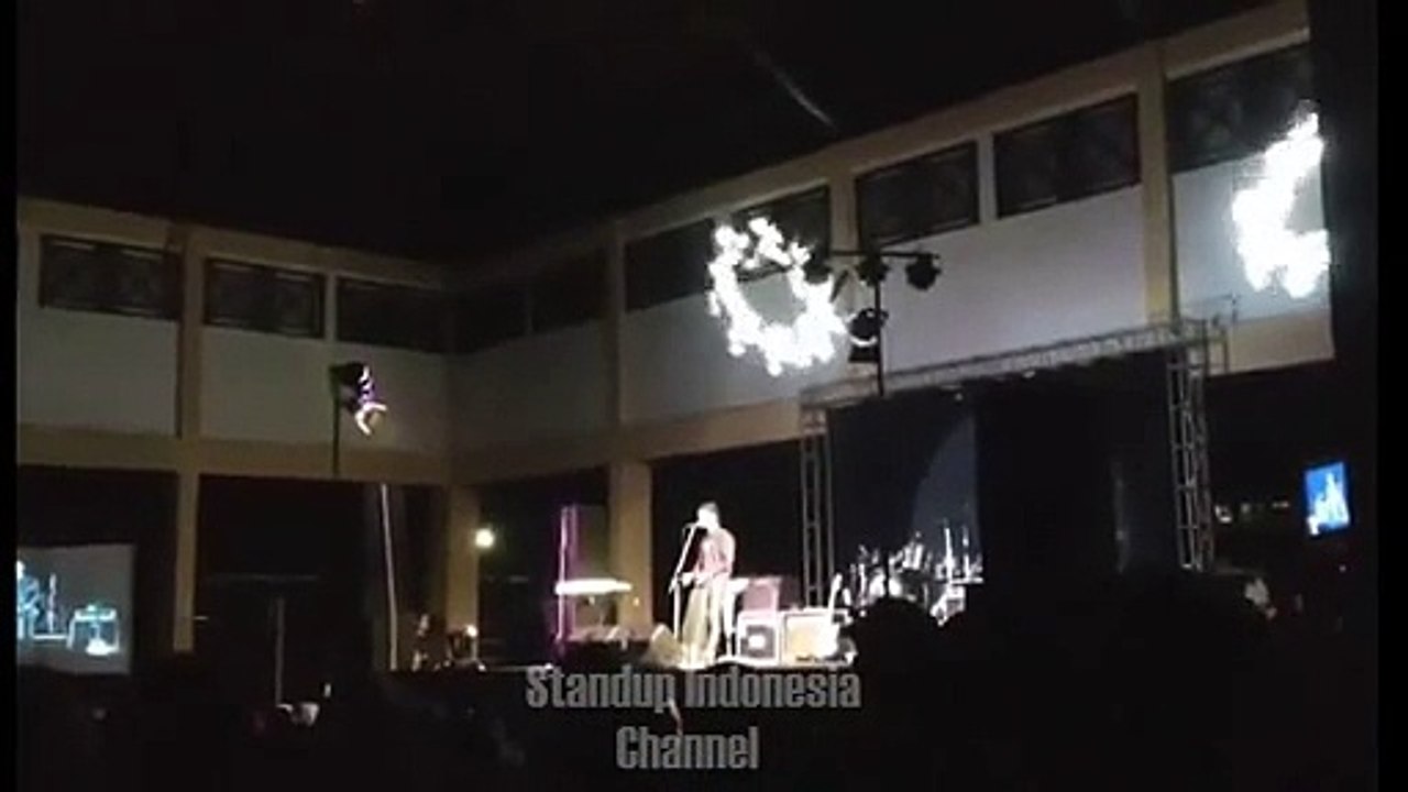 [FULL] DODIT Stand Up Comedy TERBARUU !! @ UMS SOLO Ramai Banget NGAKAK !!