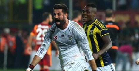 Fenerbahçe'de Volkan'la Emenike Kavga Etti