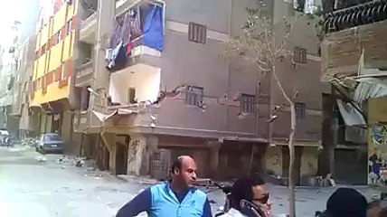 Nepal Earthquack Building Collapse Real LIVE footage