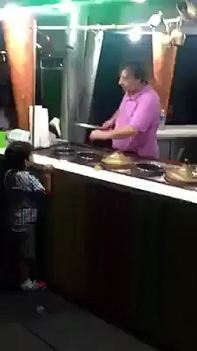 Méchant vendeur de glace !