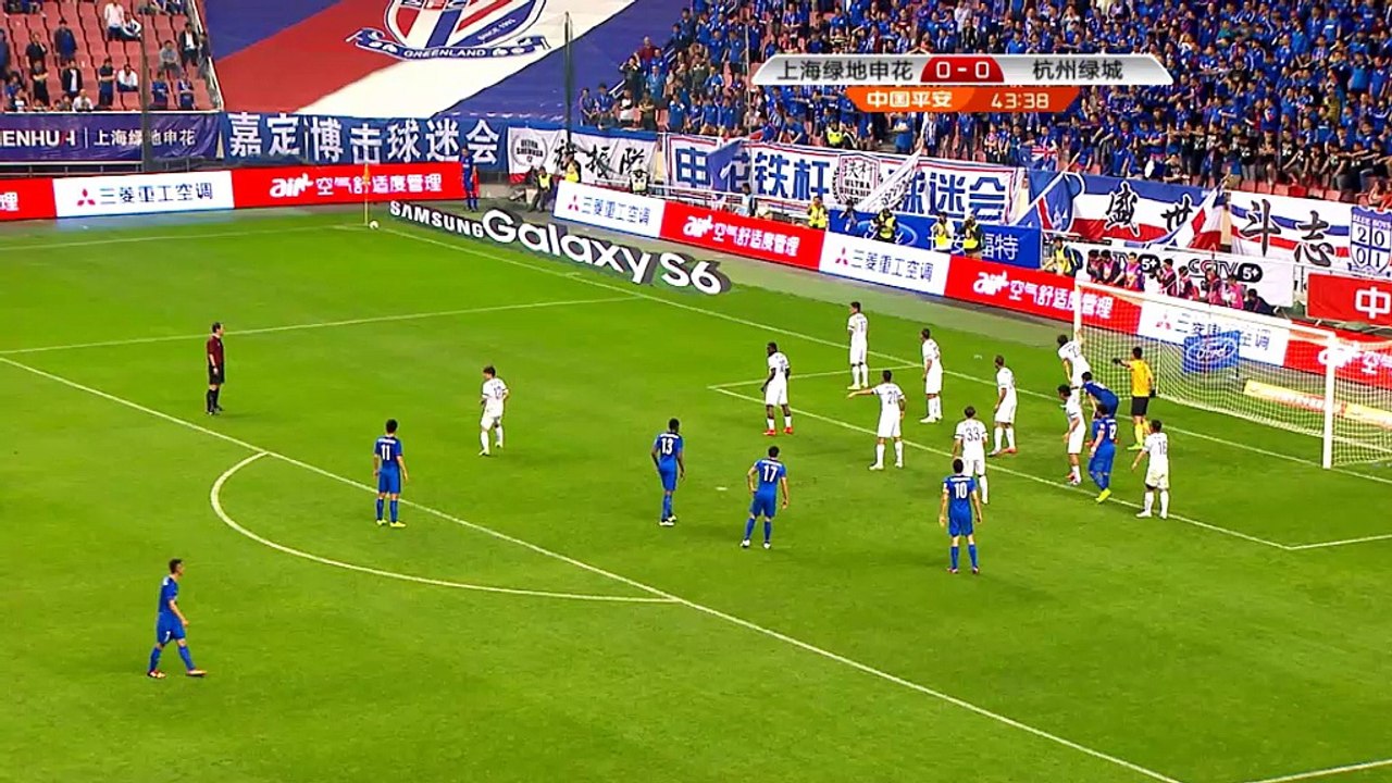 CSL: Perfekte Ecke zum Fallrückzieher-Tor