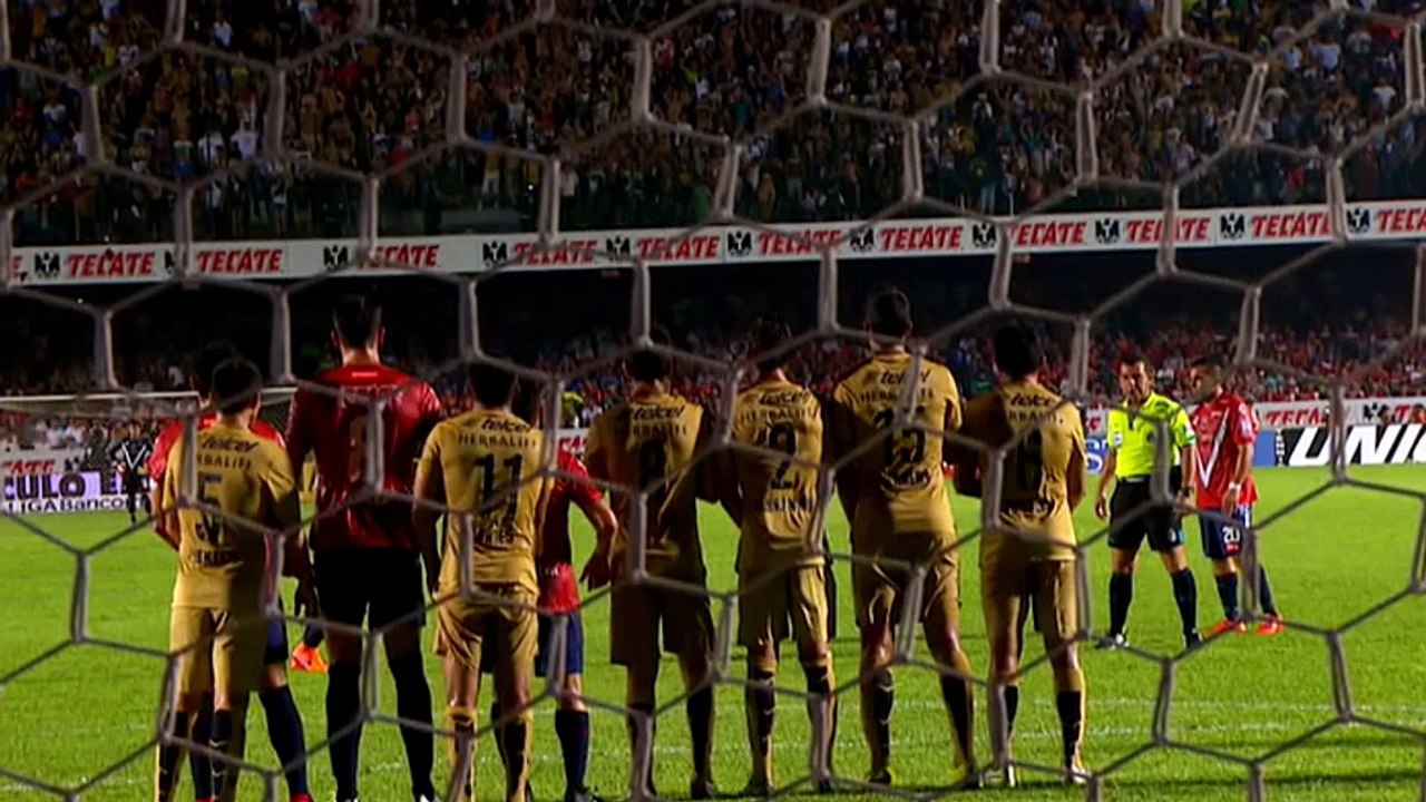 Top 5: Traum-Freistöße und ein Oldie-Kracher