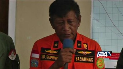 Recherches pour localiser l'avion d'Air Asia