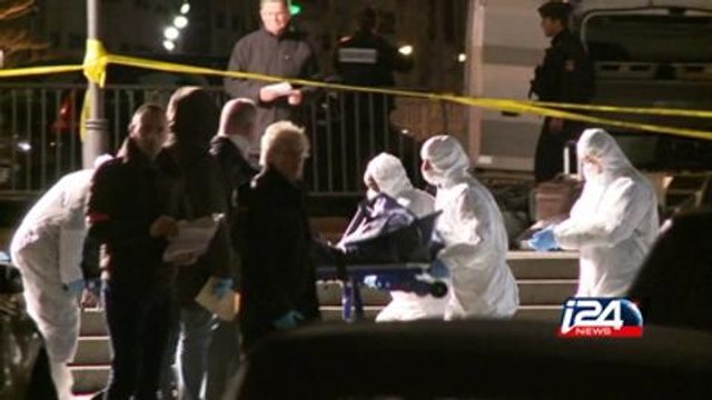 Bodies being removed from kosher supermarket in Paris