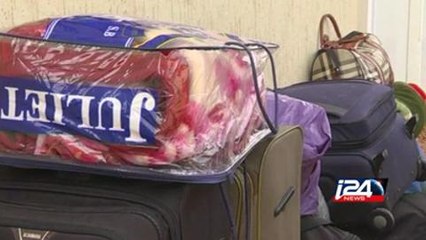 السلطات الليبية تنقل عمال مصريين للحدود التونسية لإعادتهم إلى بلادهم