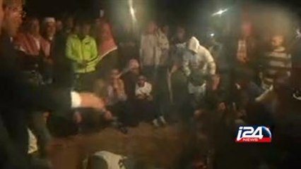 الجماهير العربية في إسرائيل تشيع جثمان فقيدها الشاب سامي الجعار من مدينة رهط في النقب