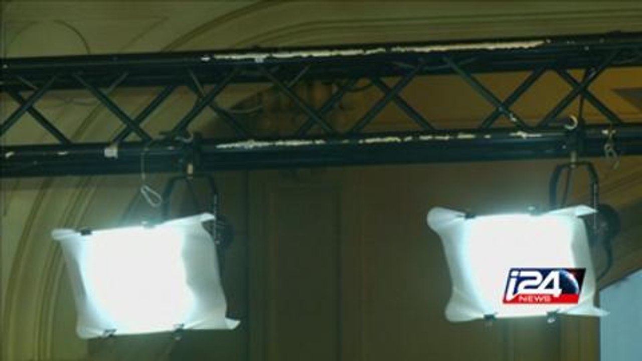 كريستيانو رونالدو يحصد جائزة الكرة الذهبية كأفضل لاعب للعام 2014