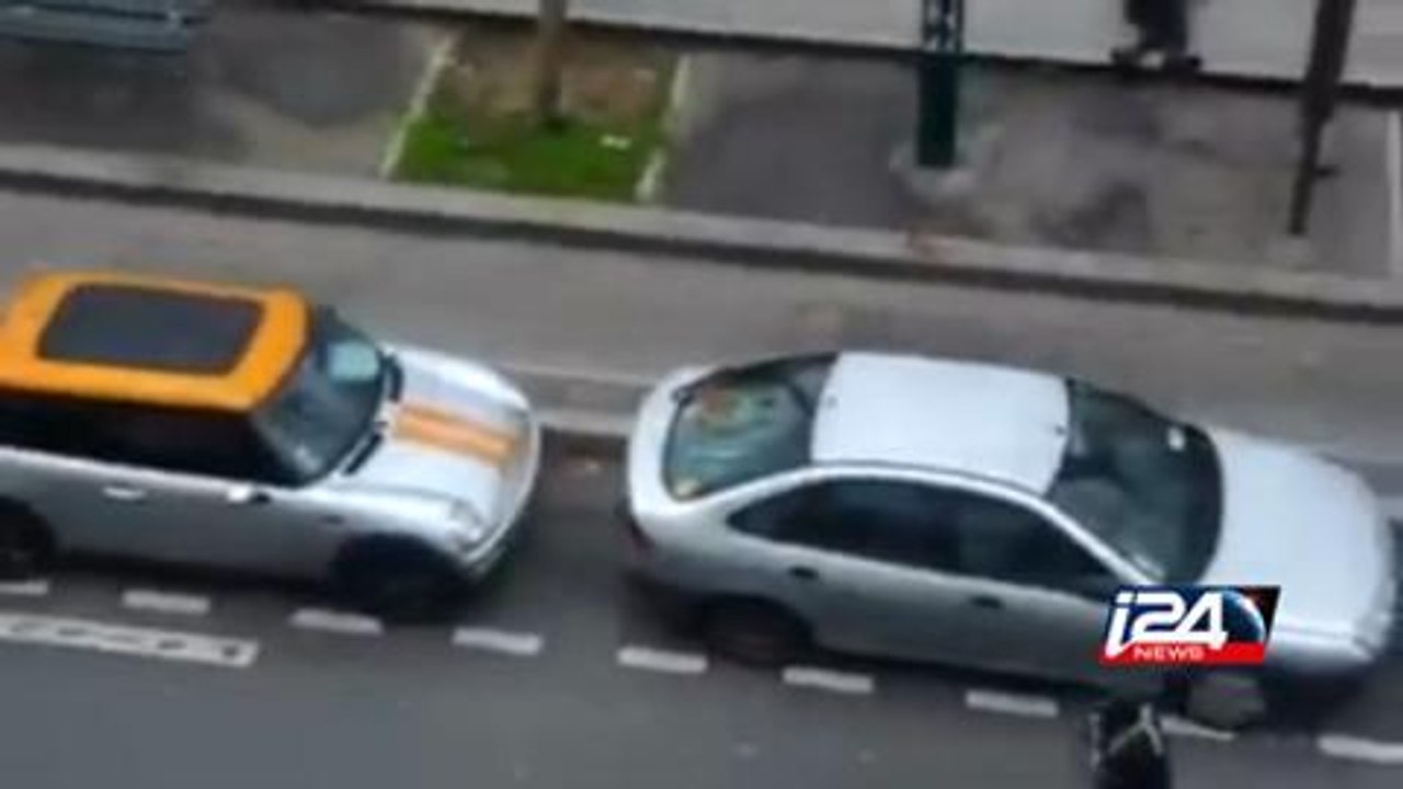 مجزرة في الصحيفة الفرنسية "شارلي ايبدو" تحصد 12 قتيلًا على الأقل