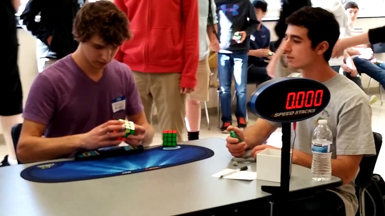 Rubik's Cube World Record  5"25 sec !