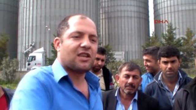 Aliağa'da Kamyoncular Kontak Kapatıp, Eylem Yaptı