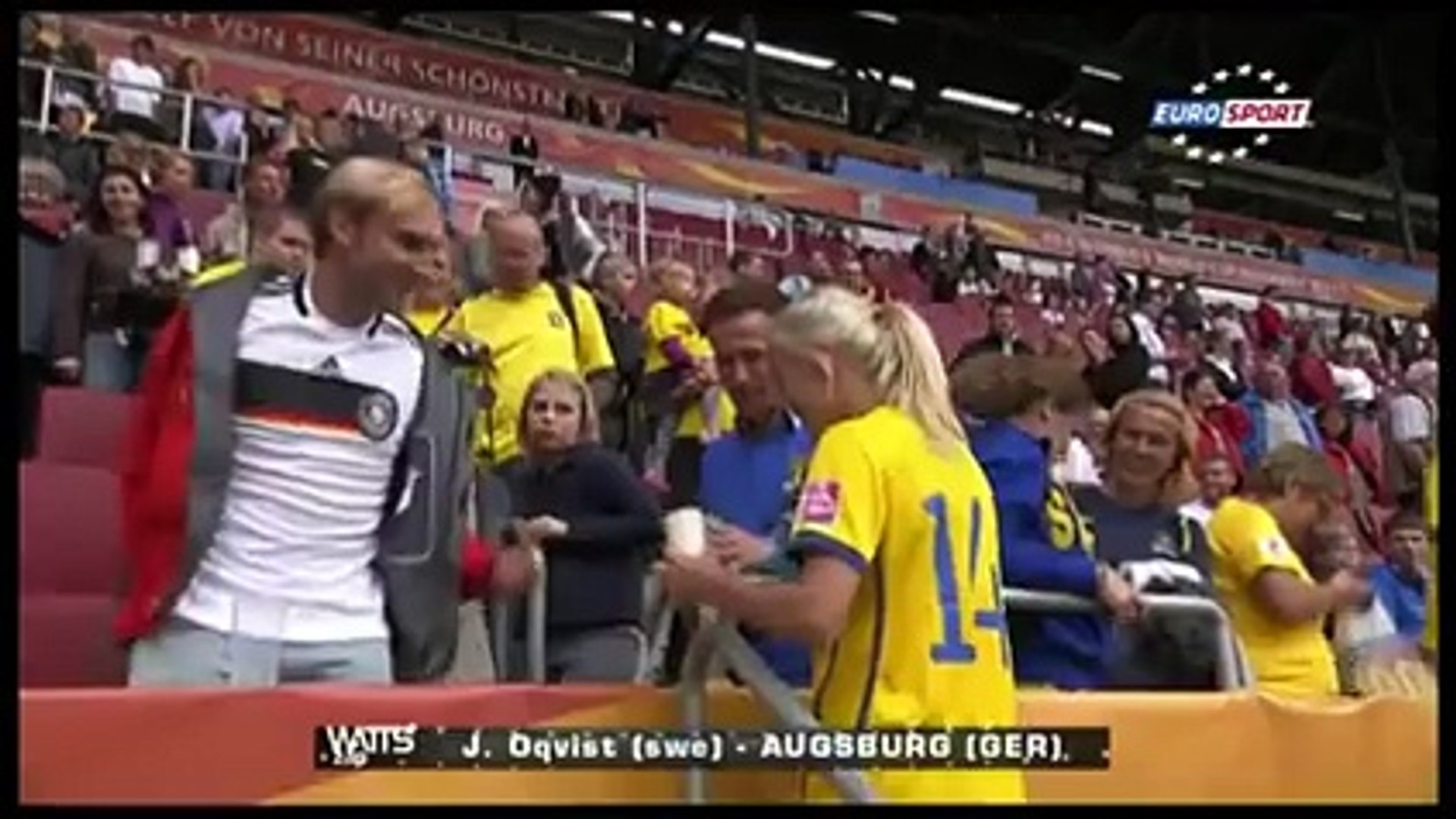 Formasini Cikaran Kadin Futbolcu Dailymotion Video