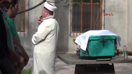 Bursa Vasiyeti Yerine Getirilemeden Toprağa Verildi