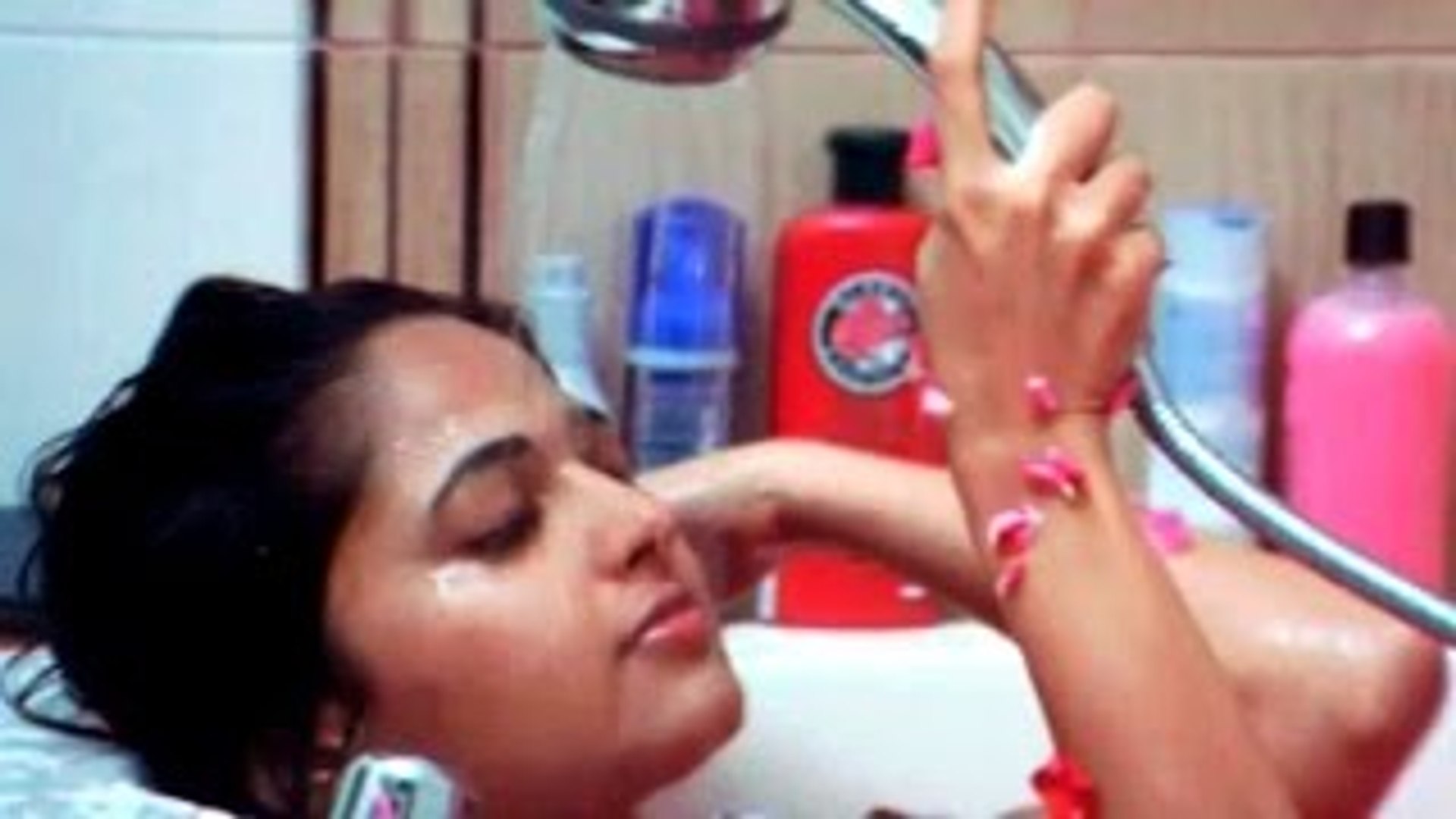 Anushka Shetty Bathroom MMS Video Leaked Online - The Bollywood - video  Dailymotion