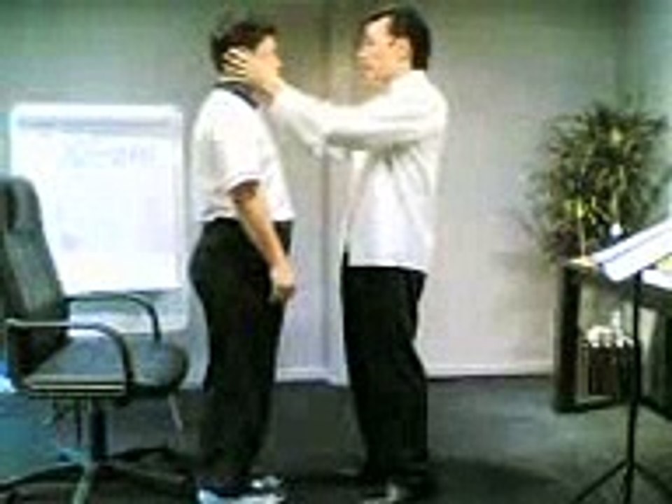 Singapore NLP Master Trainer: James Leong Demonstrating A Rapid Hypnotic Induction