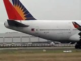 2 Philippine airline Boeing 747-400 Take off