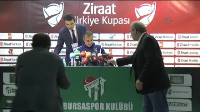 Fenerbahçe Teknik Direktörü İsmail Kartal
